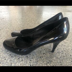Burberry Glossy Black Heels